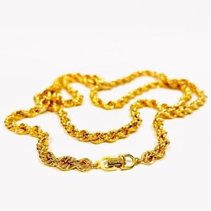 ❌SOLD❌ Christian Dior 30’’ Gold Tone Chain Vintage Necklace